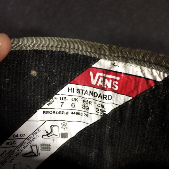 Vans Size 7 Snowboard Boots - Picture 4 of 5